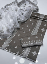 Unstitch Lawn 3 PC